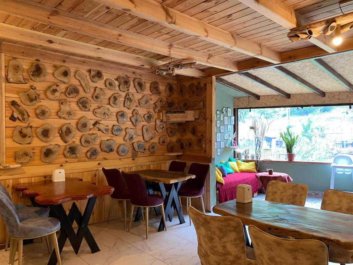 Afara Bungalows Otel & Cafe Ριζούντα Εξωτερικό φωτογραφία